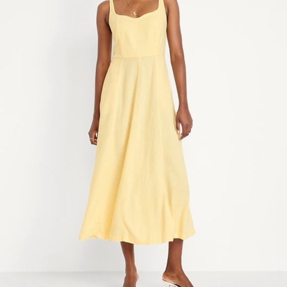 Old Navy Dresses & Skirts - Fit & Flare Sleeveless Linen-Blend Midi
Dress